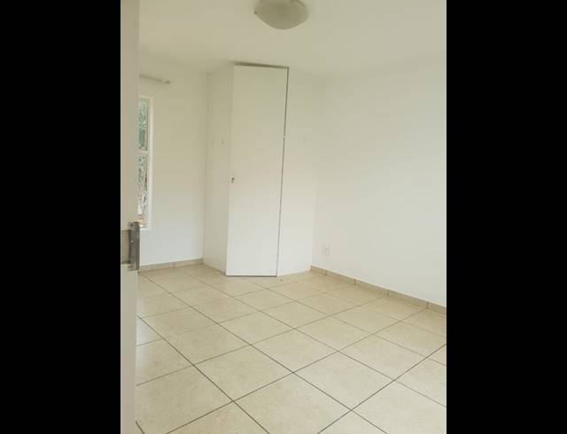 3 BEDROOM APARTMENT FOR SALE IN WESTDENE